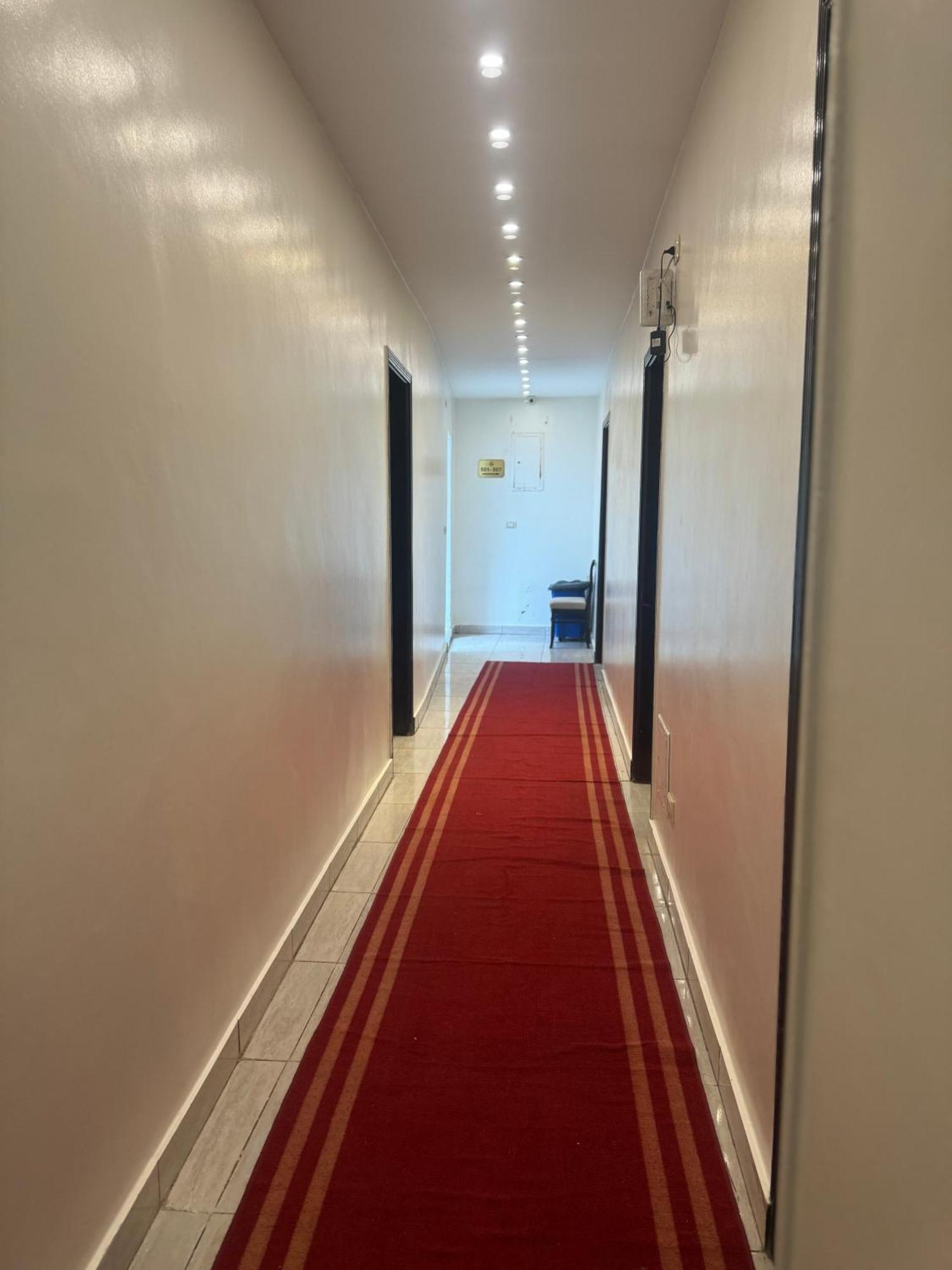Pyramids And Sphinx Hotel Kafret el-Gabal Exterior photo